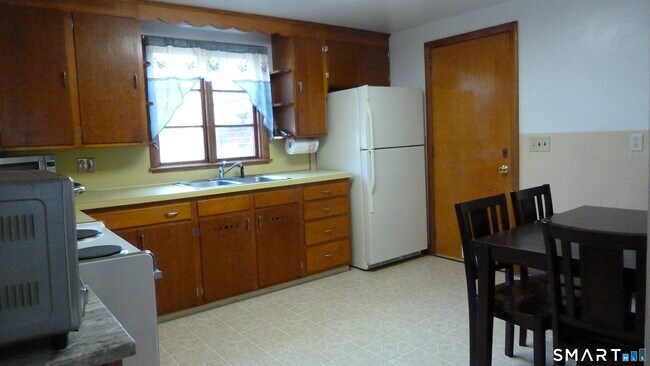 Building Photo - 223 Eno Ave