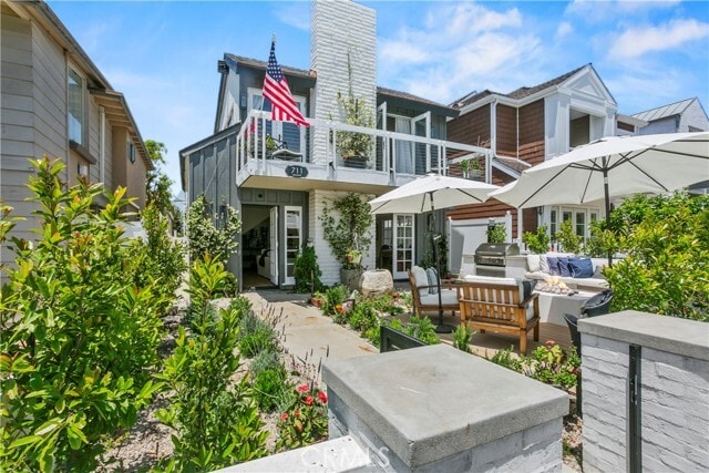 Building Photo - 711 Heliotrope Ave