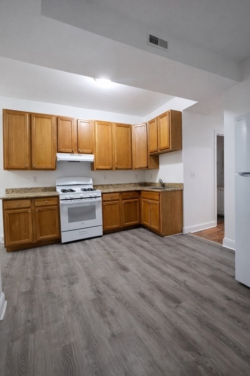 Building Photo - 138 Chestnut St