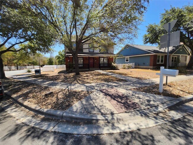 Primary Photo - 5780 McNaughton