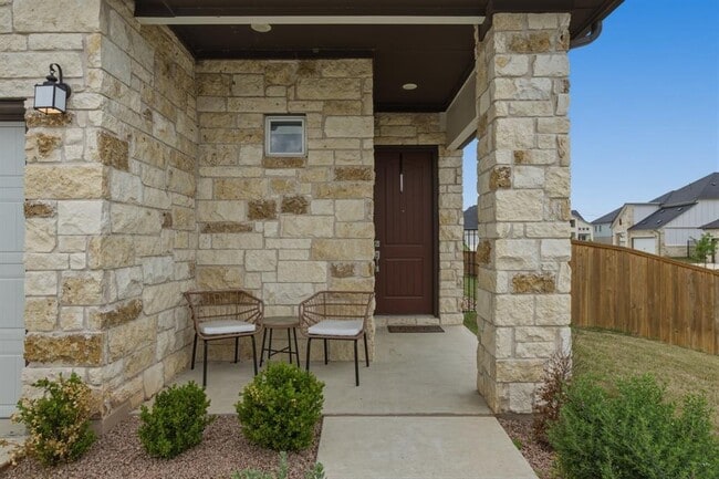 Building Photo - 11800 Seaside Wds Dr