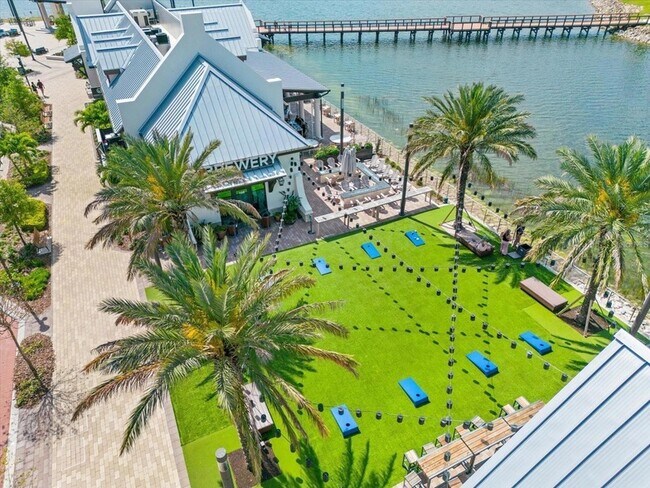 Building Photo - 8204 Villa Grande Ct