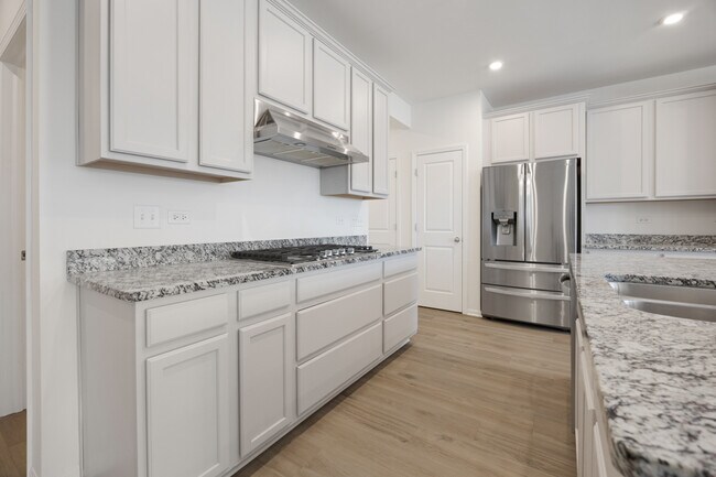 Building Photo - 537 Watercress Dr