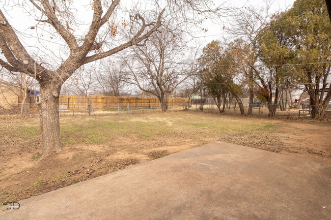 Building Photo - 1808 Las Cruces Ln