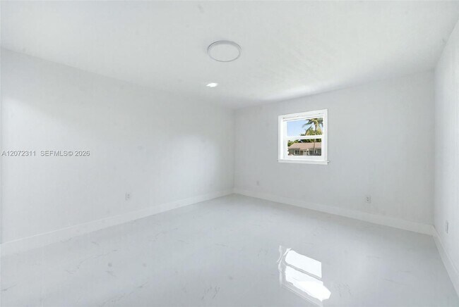 Building Photo - 399 NW 98th St