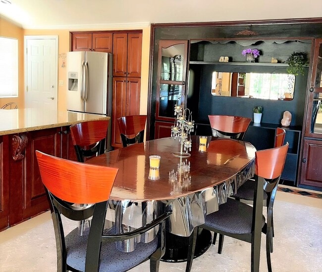 Building Photo - Stunning Woodland Hills Home with Sweeping Views