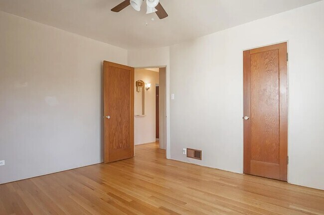 Building Photo - Charming Platt Park Home!