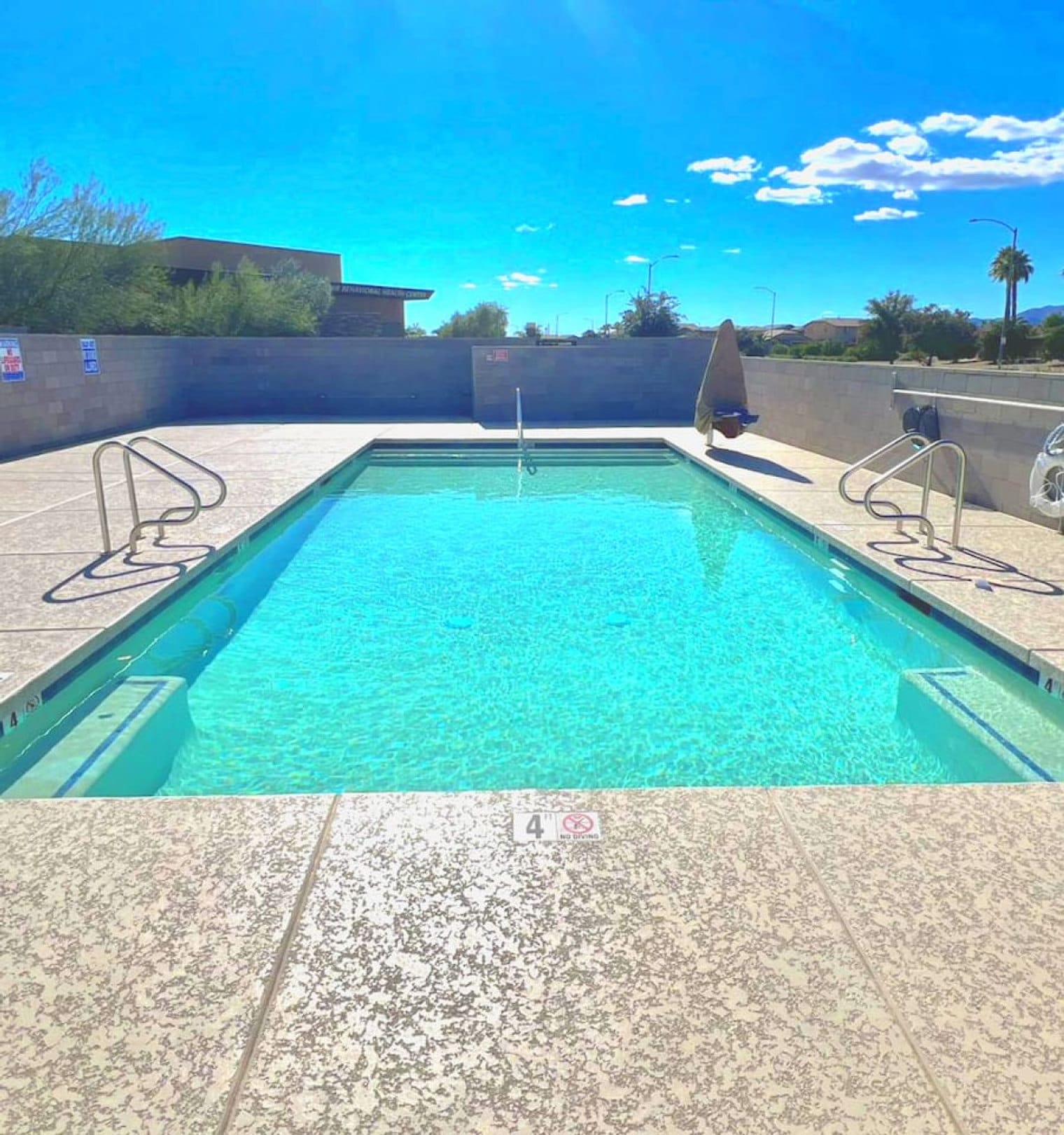 Building Photo - 16601 N Parkview Pl