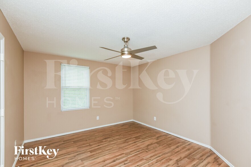 Building Photo - 1301 Anna Lea Ln