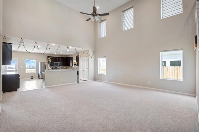 Building Photo - 113 Copper Lily Dr