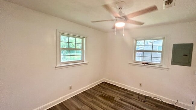 Building Photo - 135 Haywood Valley Rd