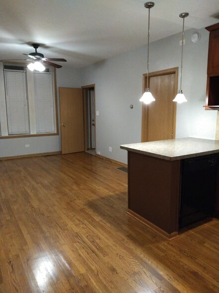 Building Photo - 3737 S Parnell Ave