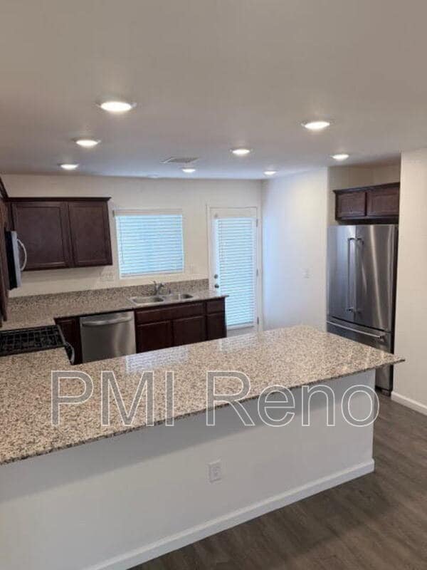 Building Photo - 645 McGill Dr