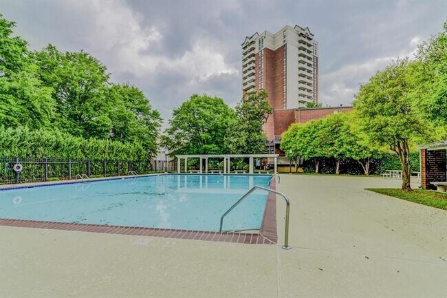 Building Photo - 385 Ralph McGill Blvd NE