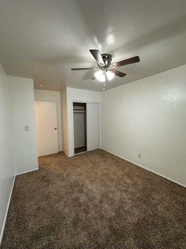 Building Photo - 3348 32nd St