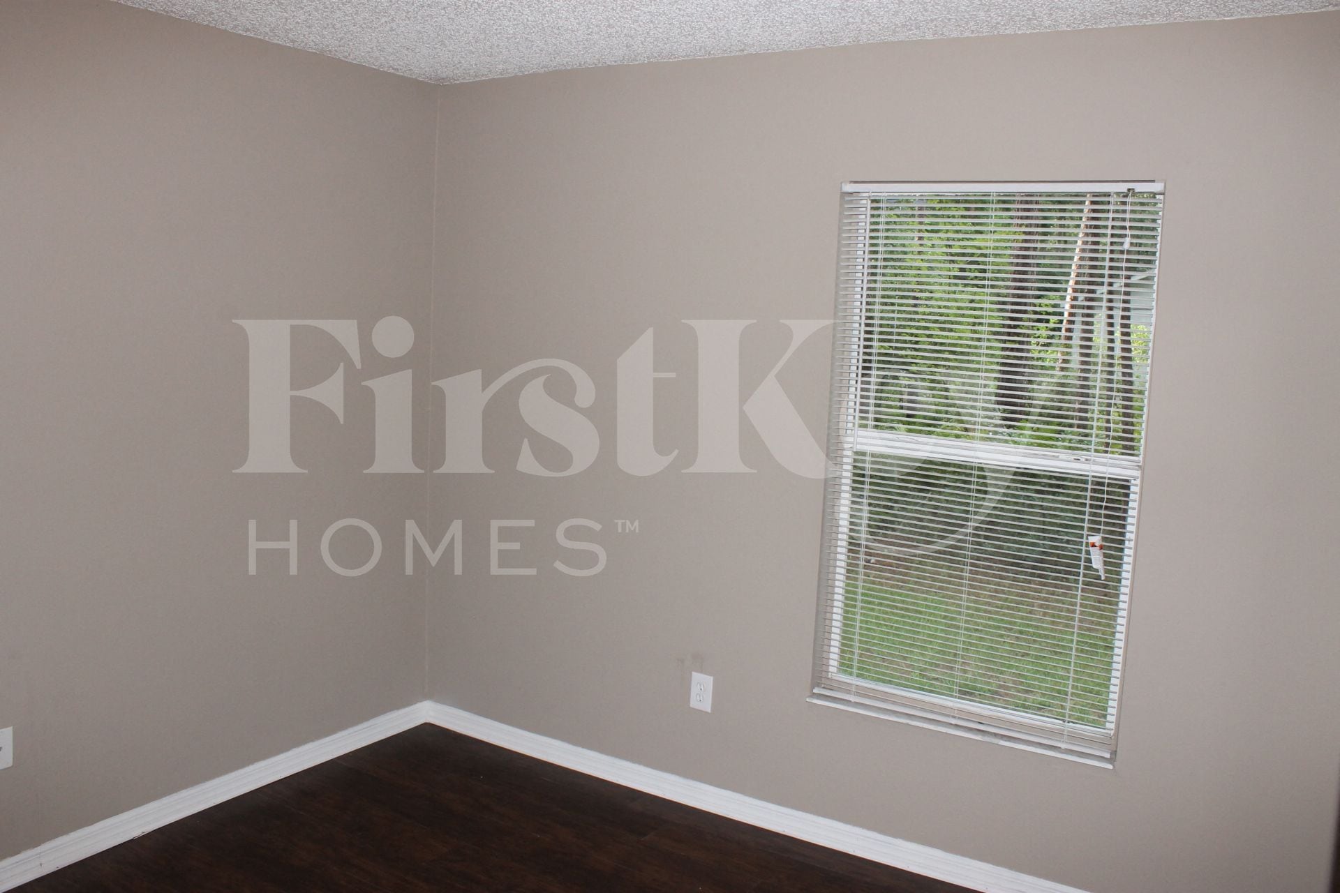 Building Photo - 14936 SE 25 Pl