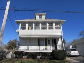 Building Photo - 31 Perkins Ave