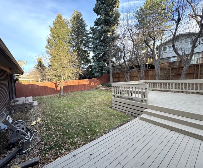 Building Photo - 3084 S Xanthia St