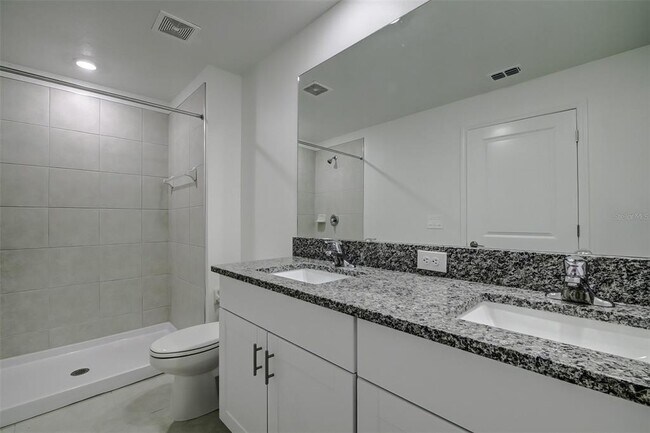 Building Photo - 8248 Cor Pne Wy
