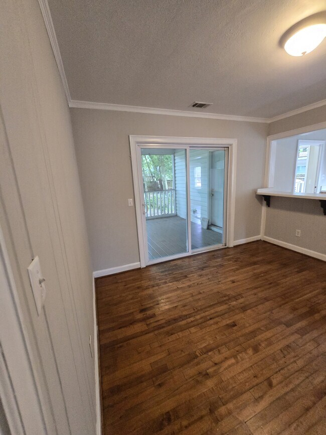 Building Photo - 329 E 63rd St