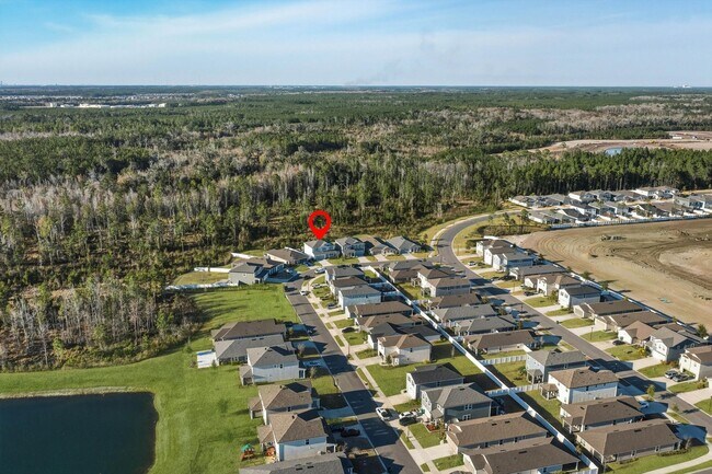 Building Photo - Beautiful Home