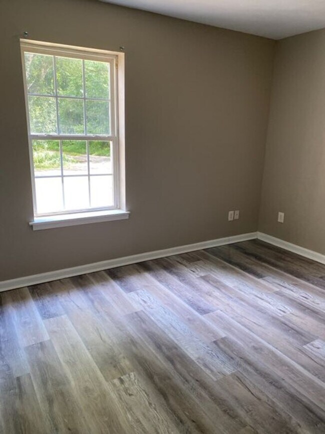 Building Photo - 118 Leeper Dr