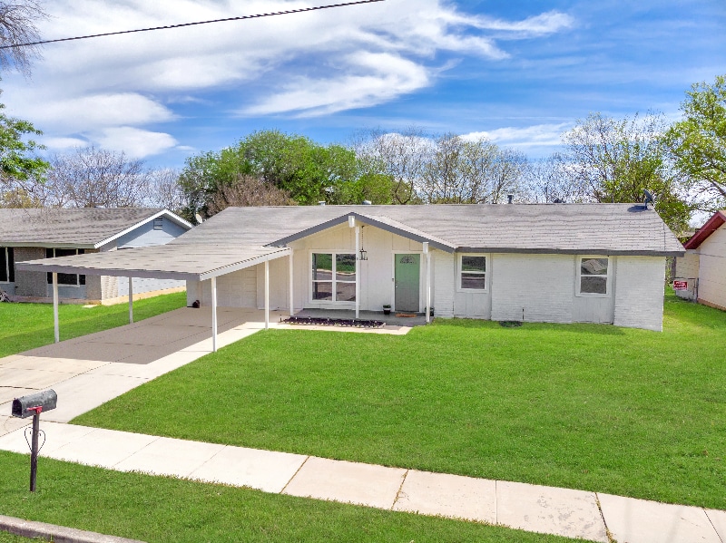 Building Photo - 1322 Meadow Knoll Dr