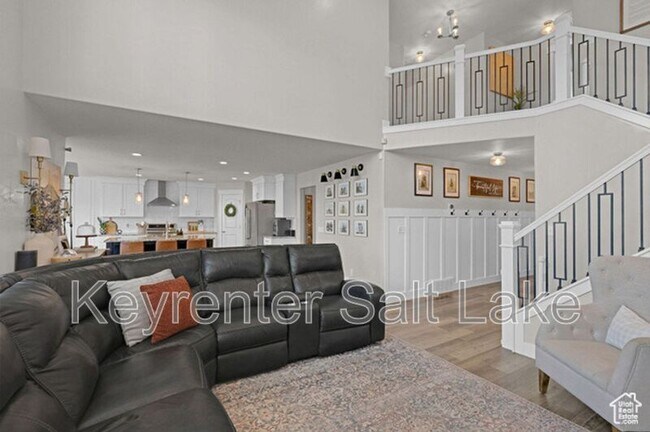 Building Photo - 12473 S Desert Mesa Dr