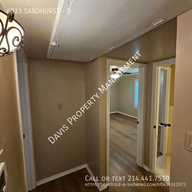 Building Photo - 6033 SANDHURST-D