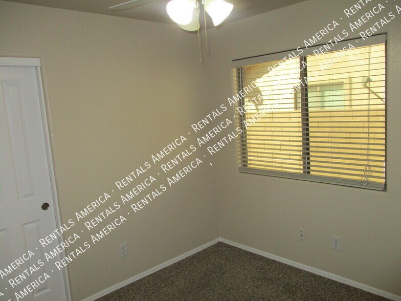 Building Photo - 1328 Natasha Dr