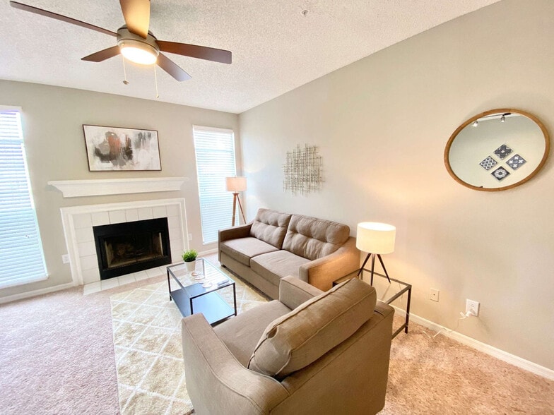 Building Photo - 3436 Skysail Pl