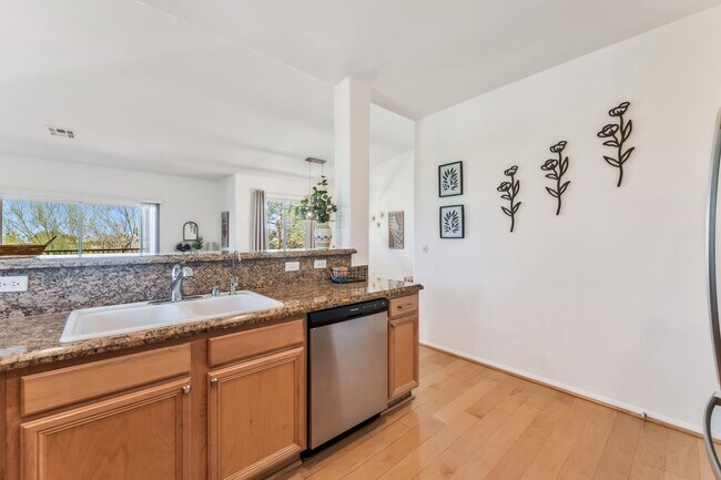 Building Photo - 904 Duckhorn Ct