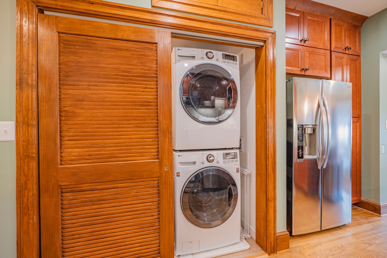 Building Photo - 3542 10th St NW