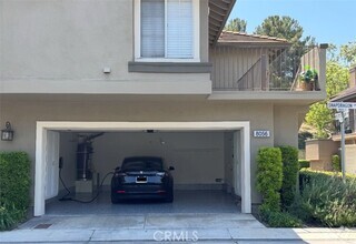 Building Photo - 8056 E Snapdragon Ln