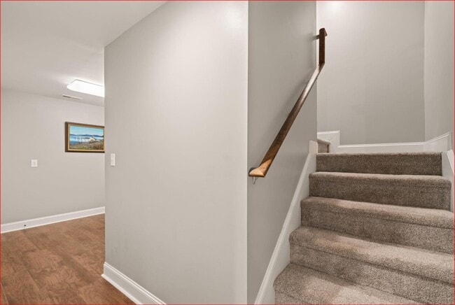 Building Photo - 7324 Shellburne Dr