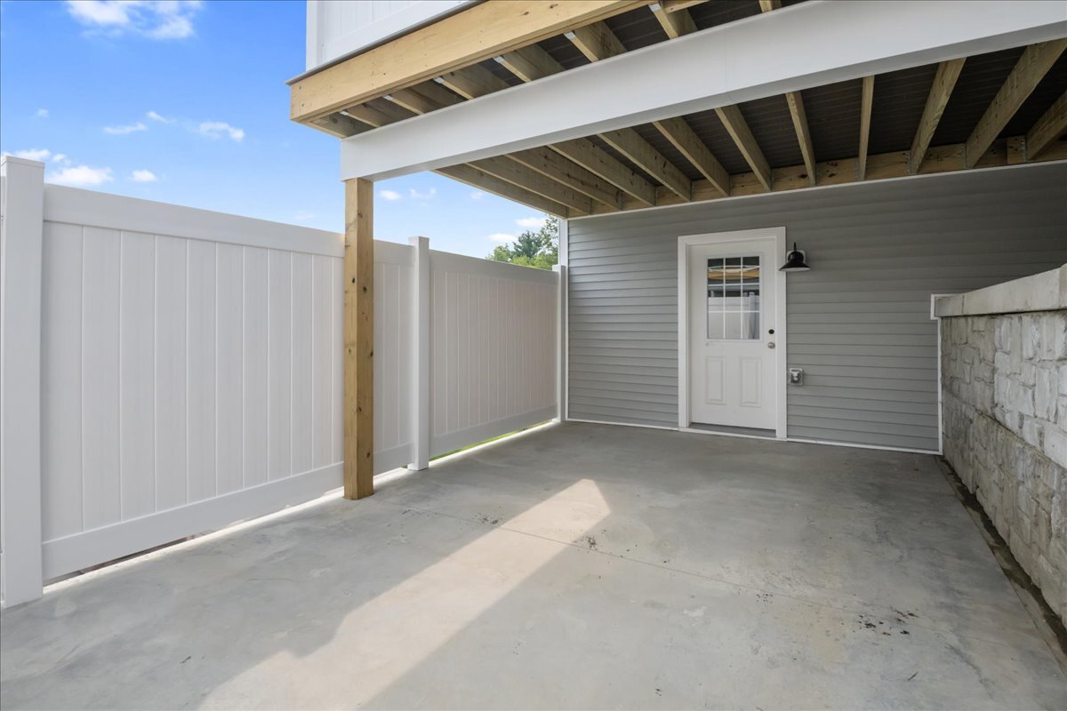 Building Photo - 14 Payton Ln