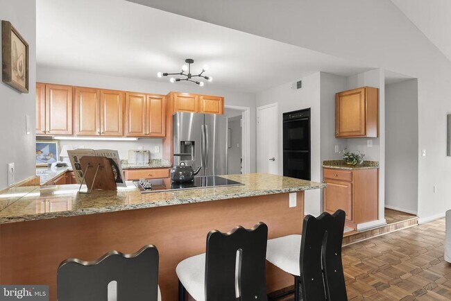 Building Photo - 5 Whitebridge Ct