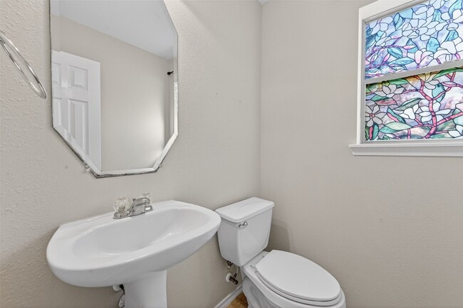 Building Photo - 20631 Tayman Oaks Dr