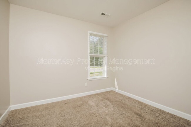 Building Photo - 1535 Ikes Pond Ln