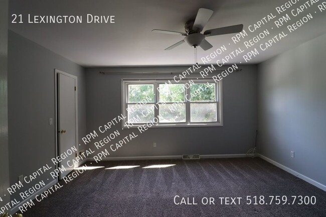 Building Photo - Lexington Drive 3 Bedroom Townhome