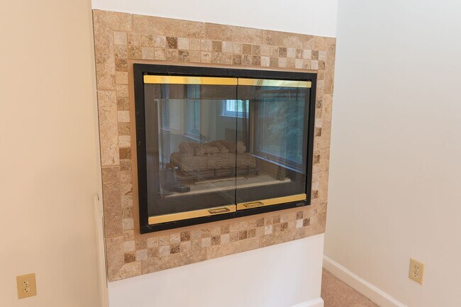 Building Photo - 4916 Gold Crest Dr