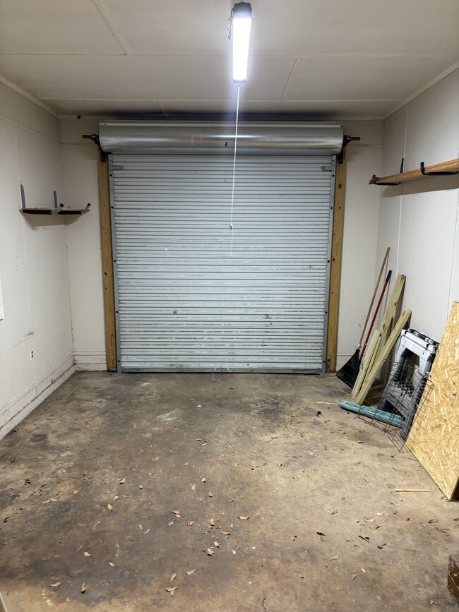 Building Photo - 4122 Mt Pleasant Rd