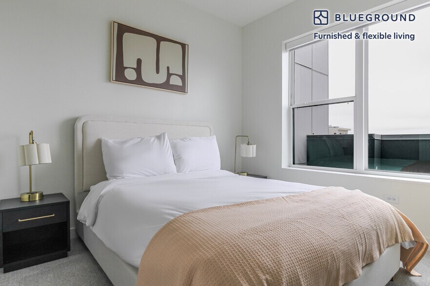 Building Photo - 100 N Addison Ave