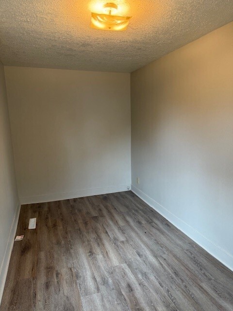 Building Photo - 1710 Miles Ave