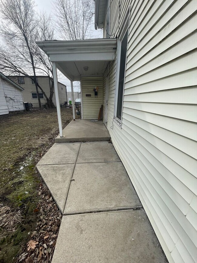 Building Photo - 1315 Morton St