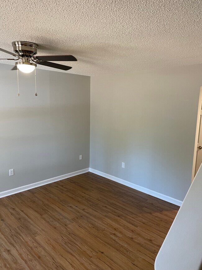 Building Photo - 1108 Beasley Rd