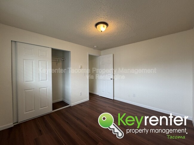 Building Photo - 3727 S D St