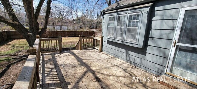 Building Photo - 8036 Reinhardt Ln