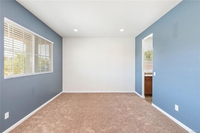 Building Photo - 33279 Gypsum St
