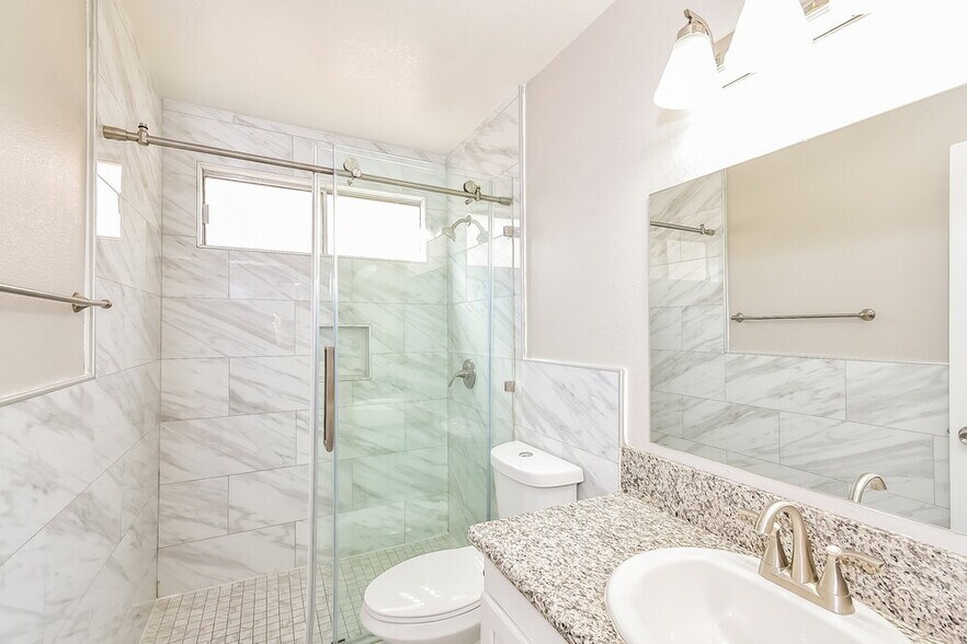 Building Photo - 8073 Boardwalk Way